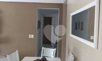 Imagem 5: Apartamento com varanda, 2 quartos (1 suíte), vaga, salão de festas, churrasqueira, à vend