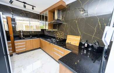 Imagem 7: Casa com 3 dormitórios à venda, 252 m² por R$ 1.595.000,00 - Bigorrilho - Curitiba/PR