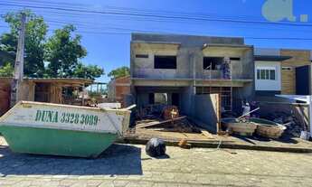 Imagem 2: Sobrado novo na Velha em construção em rua sem saída