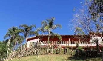 Imagem 2: Casa em Condomínio para Venda em Embu das Artes, Jardim Itatiaia, 4 dormitórios, 2 suítes