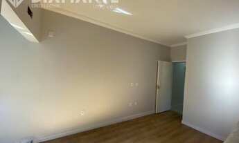 Imagem 2: Apartamento no Centro com Elevador e 02 Vagas de Garagem