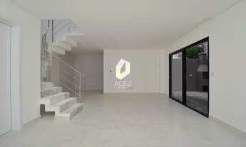 Imagem 3: Sobrado em Condomínio à venda Bairro Hauer, 03 quartos e 02 vagas!