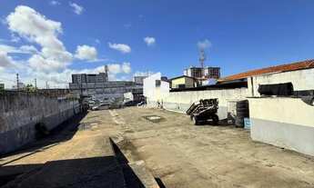 Imagem 5: Terreno e Estacionamento - São José/13 de Julho