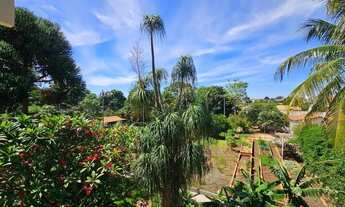 Imagem 5: Sobrado com grande área verde no São Francisco
