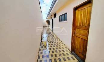 Imagem 4: Aluguel de Casa Padrão no Jardim Beatriz, São Carlos - 2 dormitórios, 2 garagens cobertas