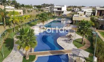 Imagem 2: Casa Mobiliada no Quinta do Golfe Jardins - Exclusividade e Vista para o Campo