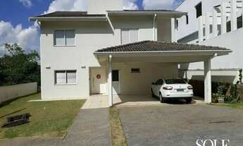 Imagem: Casa à venda com 3 suítes em condomínio