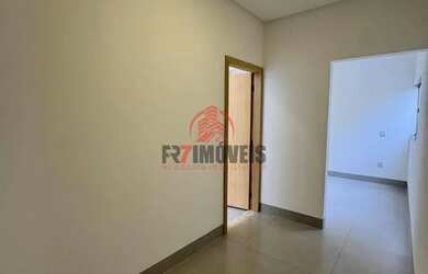 Imagem 4: JÁ AVALIADA - ENTRADA REDUZIDA - LINDA CASA 3 SUÍTES COM ÇPISCINA - RECREIO PANORAMA - GOI