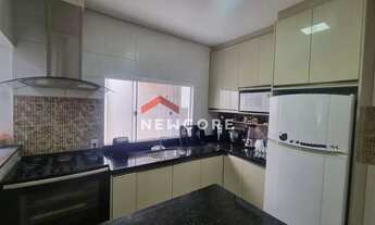 Imagem 3: Sobrado em Rua Maria Benedita Cury - Parque Jaraguá - Bauru/SP