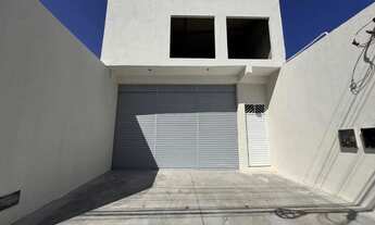 Imagem 2: Galpão novo em avenida