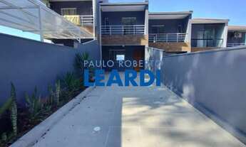 Imagem: SOBRADO - POTECAS - SC