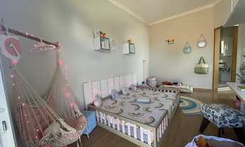 Imagem 3: Casa de condomínio sobrado para venda possui 244 metros quadrados com 2 quartos