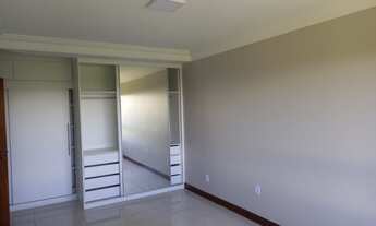 Imagem 4: Apartamento para aluguel e venda possui 300 metros quadrados com 5 quartos