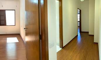 Imagem 6: CASA TÉRREA - 3 DORMITÓRIOS SENDO 1 SUITE, 3 BANHEIROS E 2 VAGAS