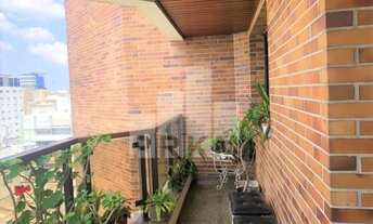 Imagem 6: Itaim Bibi - Quatro suítes, três vagas de garagem e depósito, 217 m² úteis, vista maravilh