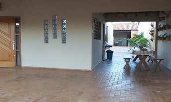 Imagem 3: Sobrado com 4 dormitórios à venda, 268 m² por R$ 980.000,00 - Coronel Antonino - Campo Gra