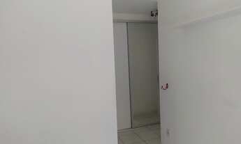 Imagem 7: Apto 2 qts, Uma suíte. Armários e varandinha. ótimo condomínio. Direto com proprietário