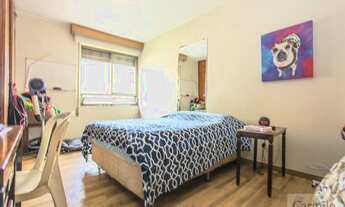 Imagem 2: Em rua tranquila ! Amplo e iluminado! Agende uma visita!