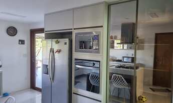 Imagem 4: Casa de condomínio para venda com 380 metros quadrados com 5 quartos