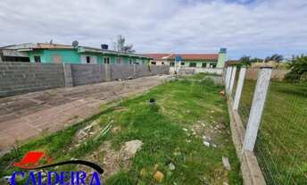 Imagem 2: LINDO TERRENO NA PRAIA ! COM ALICERCE! PROJETO APROVADO PRA CONSTRUIR! PERTO DO CENTRINHO