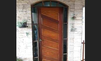 Imagem 4: Sobrado para venda possui 182 metros quadrados com 3 quartos