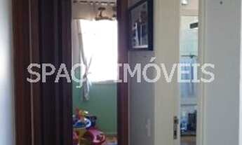 Imagem 3: Boa localização, fácil acesso à condução e comércio local farto