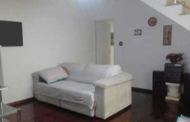 Imagem 4: Sobrado amplo, com quintal e garagem para seis carros