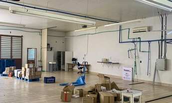 Imagem 4: BENTOALVES aluga Pavilhão c/ 284m2, frente para Av. Júlio de Castilhos, - Caxias do Sul