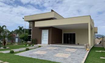 Imagem 3: Linda Casa Alto Padrão em Condomínio Fechado