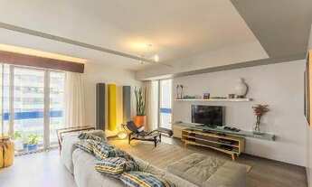 Imagem 1: LINDISSIMO 3 DORMITORIOS , 2 VAGAS DE GARAGEM , REFORMADO ,200 M² UTEIS