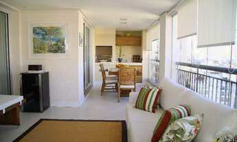 Imagem 3: Apartamento para venda tem 216 metros quadrados com 3 quartos