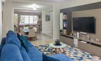 Imagem 2: PANTANAL - Casa à venda com 360m² com 4 quartos - Florianópolis - SC