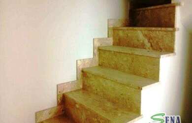 Imagem 2: Sobrado a Venda com 3 Suítes e 4 Vagas de Garagem