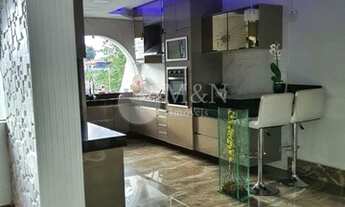 Imagem 5: Exuberante casa a venda com 320m2 de área construída com piscina