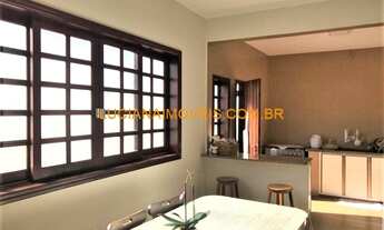 Imagem 4: Casa para venda possui 179 metros quadrados com 3 quartos em Lapa de Baixo - São Paulo - S