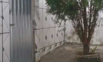 Imagem 6: Casa para venda possui 50 metros quadrados com 2 quartos em Moreno Pe 2,12 Hectares - More