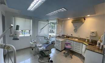 Imagem 4: Excelente sobrado comercial ou Residencial com 3 vagas de garagem-Vila Gustavo