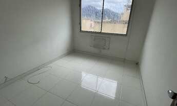 Imagem 3: Apartamento com 2 Quartos à venda, 80 m² por R$ 450.000 - Vila Isabel - Rio de Janeiro/RJ