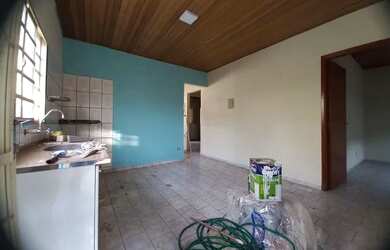 Imagem 5: Casa bairro São Conrado, 3 quartos/ Quintal,varanda, forrada