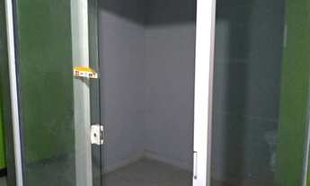 Imagem 2: Ponto comercial/Loja/Box para aluguel e venda tem 596 metros quadrados