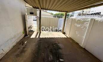 Imagem 2: Casa para aluguel, 2 quartos, 1 vaga, Saraiva - Uberlândia/MG