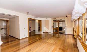 Imagem 2: Apartamento para Aluguel - Petrópolis, 3 Quartos, 227 m2