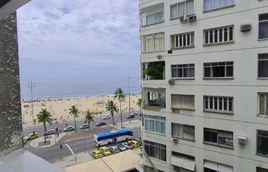 Imagem 2: Apartamento para aluguel tem 40 metros quadrados com 1 quarto e vista lateral