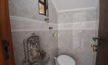 Imagem 7: Belíssima Casa, CHURRASQUEIRA E PISCINA, em excelente localização em Santos!!!