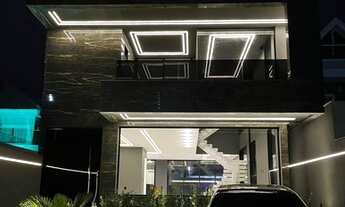 Imagem 5: Casa de condomínio para venda possui 500 metros quadrados com 5 quartos