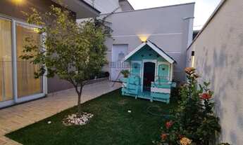 Imagem 6: Casa de condomínio para venda tem 262 metros quadrados com 3 quartos