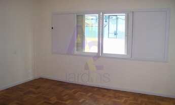 Imagem 7: Apartamento espaçoso com 3 dormitórios e banheiros reformados. Bem localizado no Jardim Pa