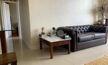 Imagem 3: Apartamento com sala, varanda, 2 quartos, vaga, todo reformado, portaria noturna, à venda