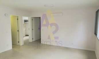 Imagem 5: Apartamento com sala e dormitório espaçosos em prédio com piscina no Jd. Paulista