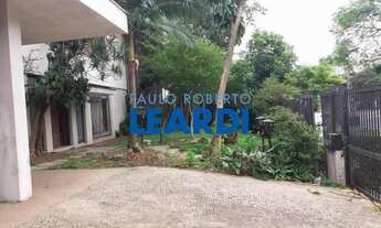 Imagem: CASA ASSOBRADADA - CIDADE JARDIM - SP